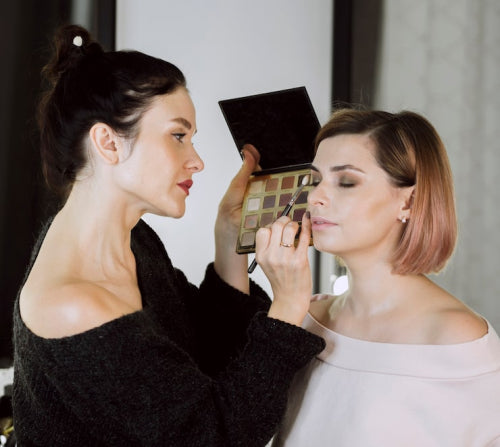 Clean Beauty Makeup vs Luxury Makeup: Can You Have Both?