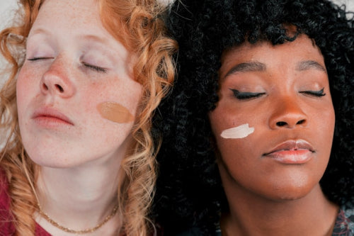 Comparing Texture Types: Cream vs Powder Makeup