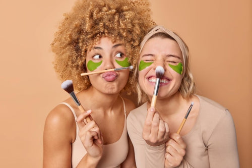 How Organic Makeup Differs From Conventional Cosmetics