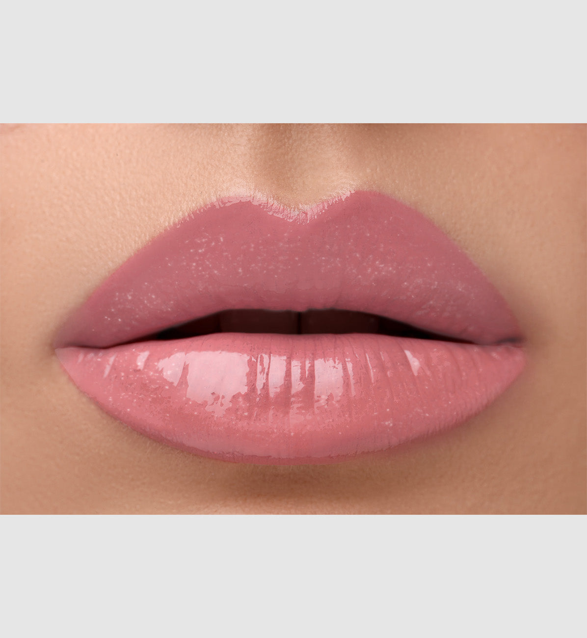 Moisture Burst Lip Glaze