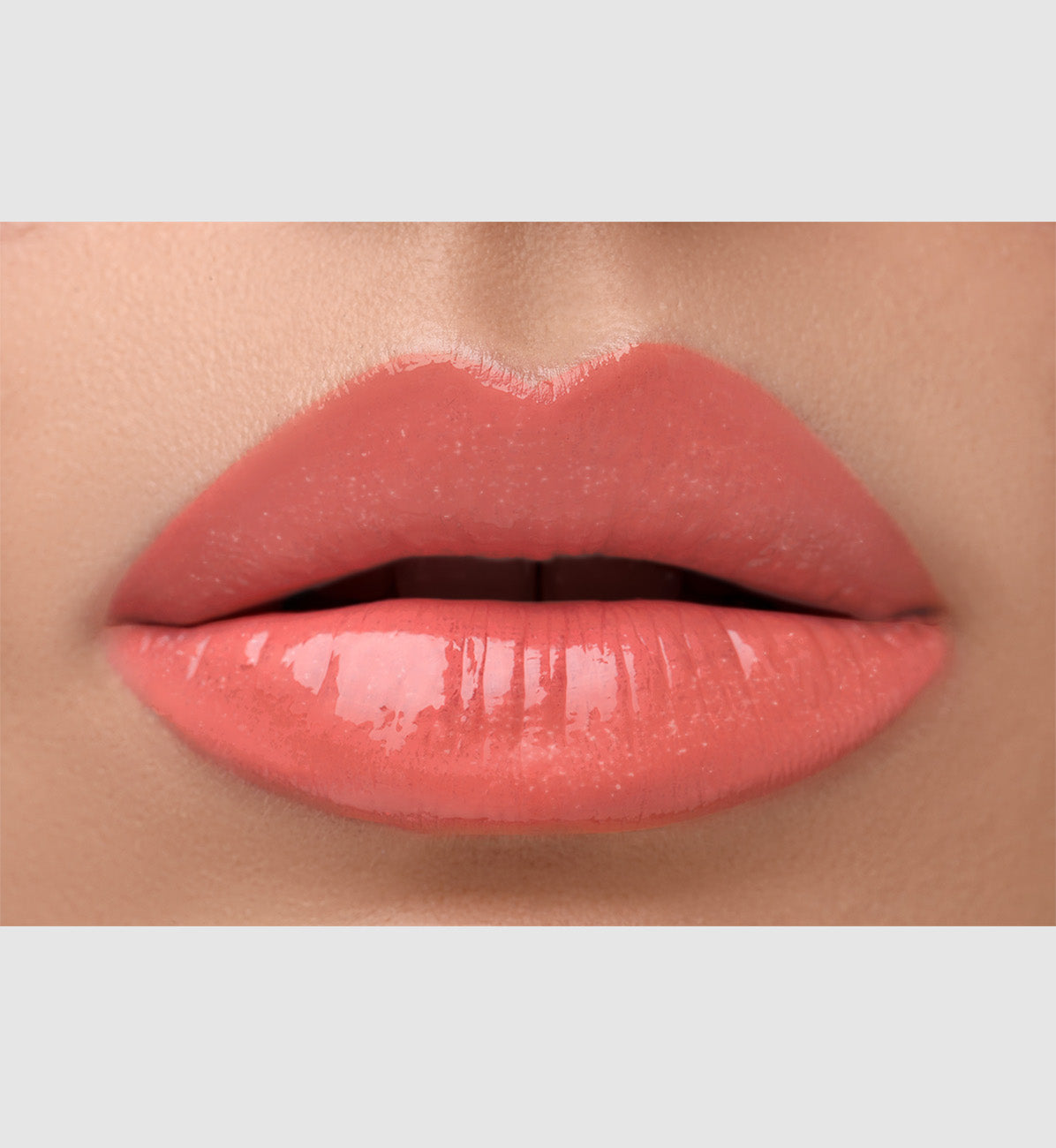 Moisture Burst Lip Glaze