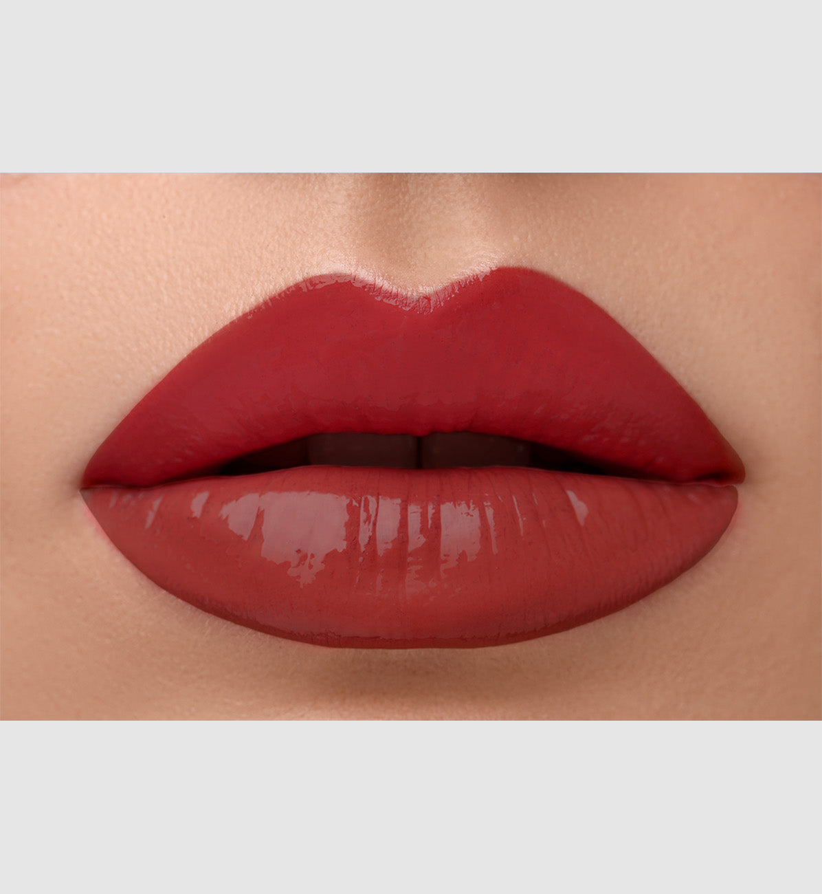 Moisture Burst Lip Glaze